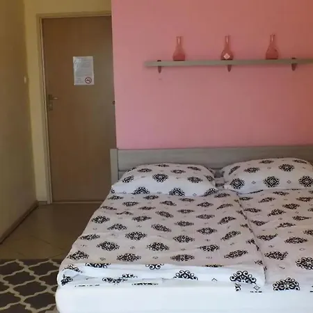 Azalia 30 Goscinne , Azaliowa 30 * Mielno